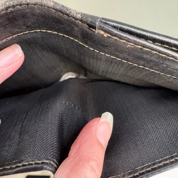 Fendi Black and Brown Striped Wallet - Picture 10 of 10